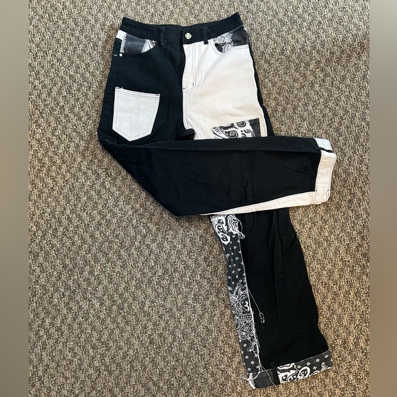 PATCHWORK jeans very good quality and condition (they just don’t fit me anymore) - Picture 2 of 4